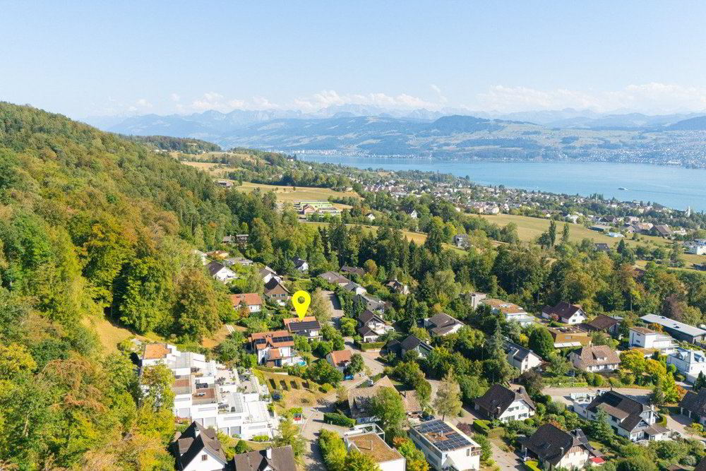 Casa di 4 locali in vendita a Uetikon am See - immagine 1/13