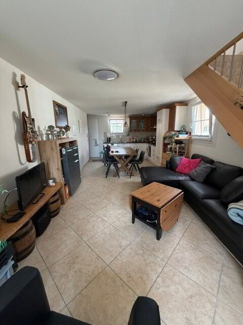 3 Zimmer Wohnung zu vermieten in Villars-le-Terroir - Bild 1/1