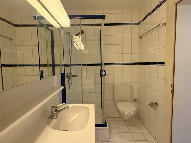 4.5 Zimmer Wohnung zu vermieten in St-Blaise - Bild 1/10