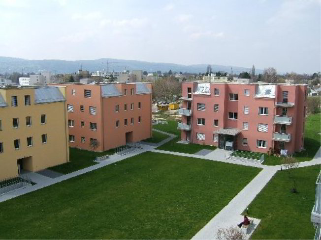 4 rooms Apartment for rent in Volketswil - image 1/1