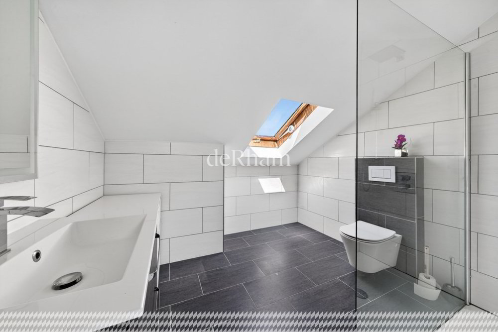 6.5 rooms Apartment to buy in Oron-la-Ville - image 1/13