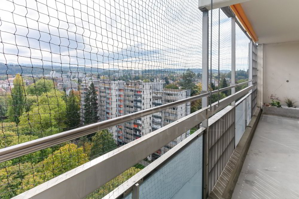 4 rooms Apartment to buy in Berne - image 1/11