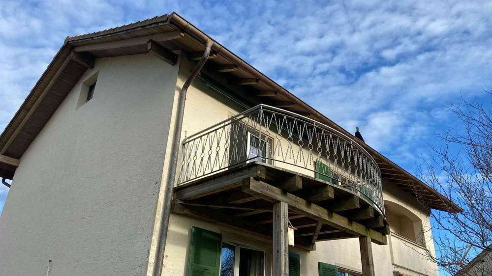 4.5 Zimmer Wohnung zu vermieten in Glovelier - Bild 1/6