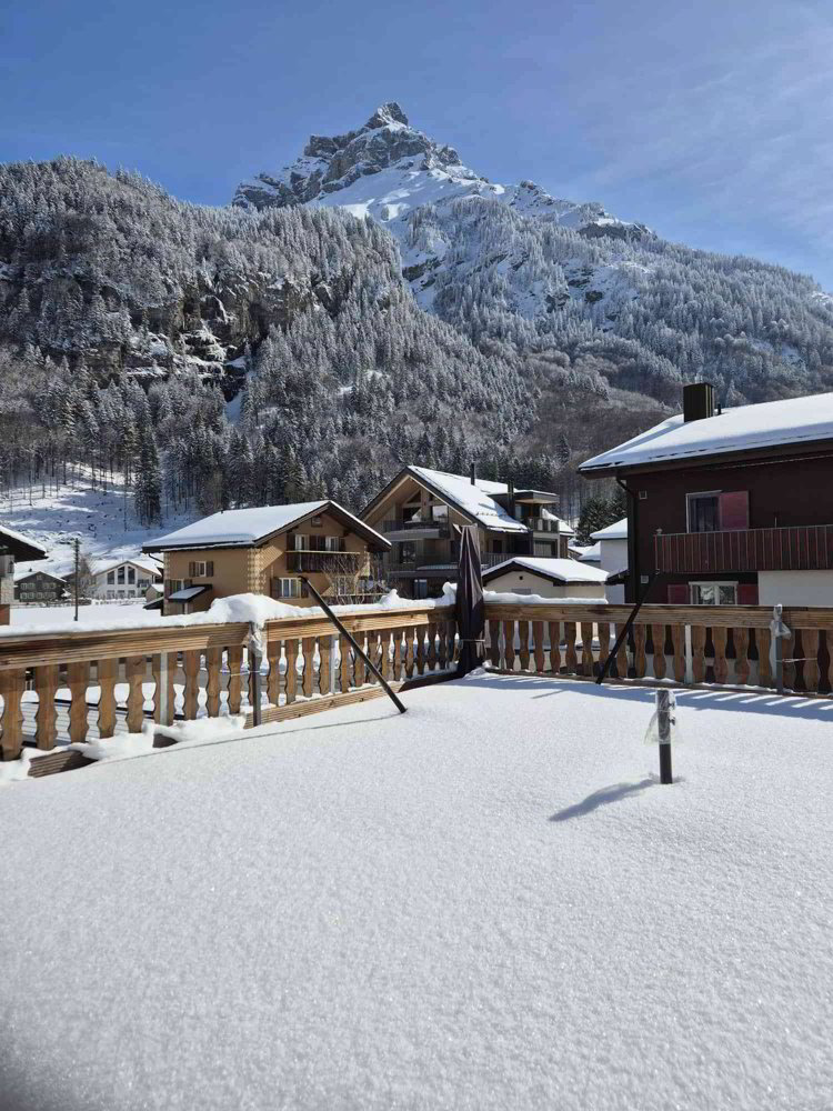 Appartamento di 3.5 locali in affitto a Engelberg - immagine 1/10