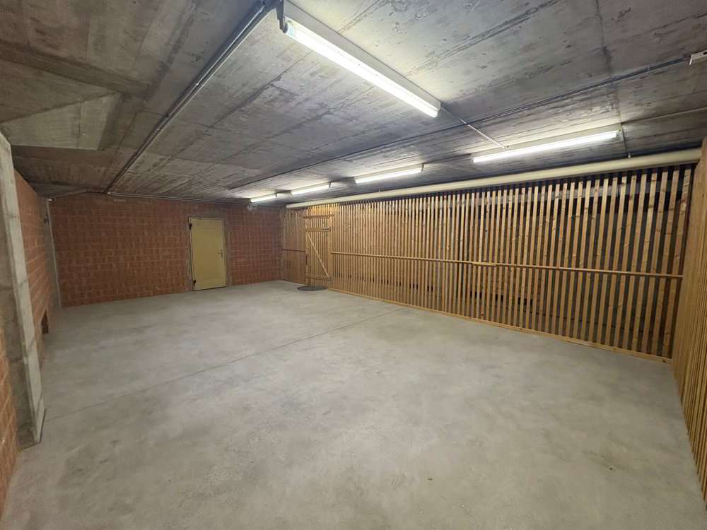null rooms Office & Commercial for rent in Basel - image 1/3