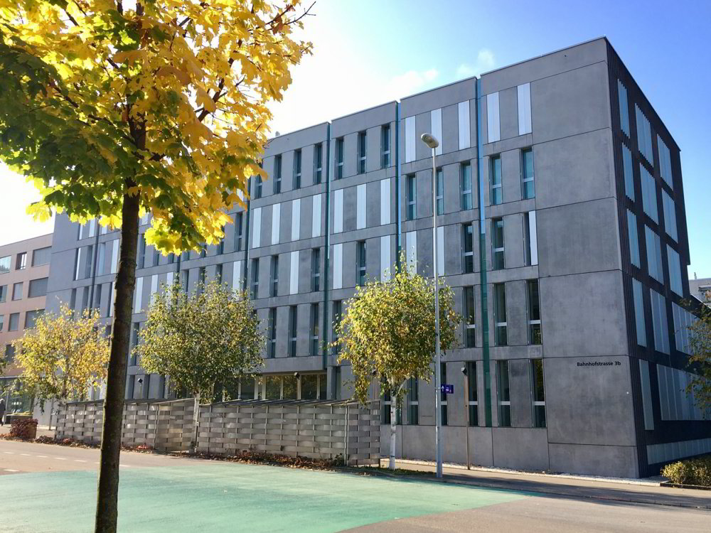 4 rooms Apartment for rent in Ebikon - image 1/8