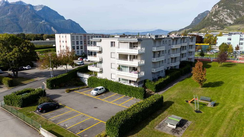 3.5 rooms Apartment to buy in Aigle - image 1/12
