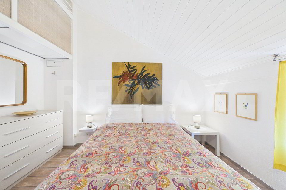 3 rooms Apartment to buy in Caslano - image 1/13