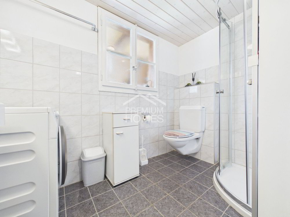 3 rooms House to buy in Oeschenbach - image 1/13