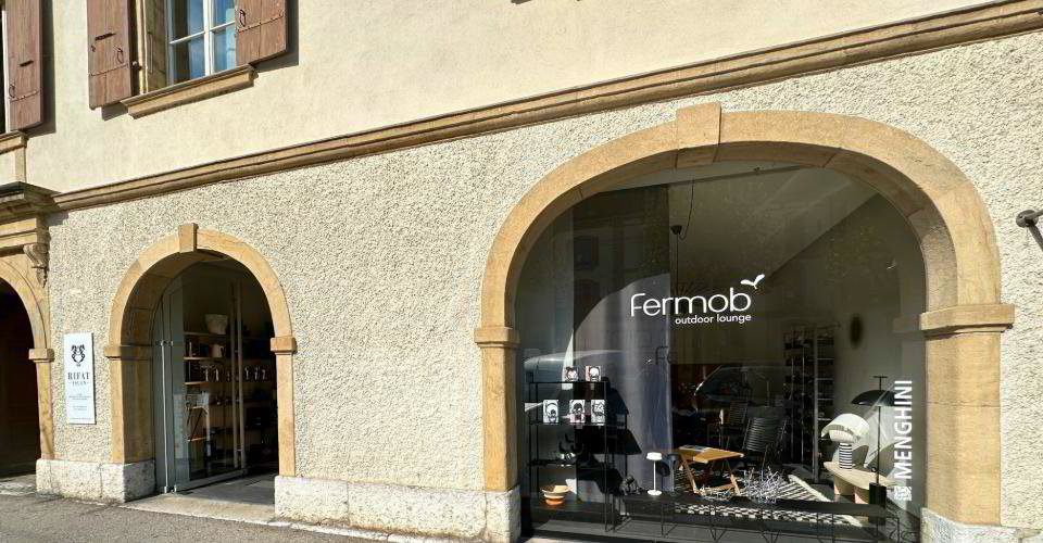 null rooms Office & Commercial for rent in Neuchâtel - image 1/11