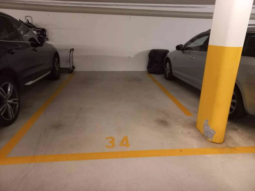 1 rooms Car park, garage for rent in Baar - image 1/1