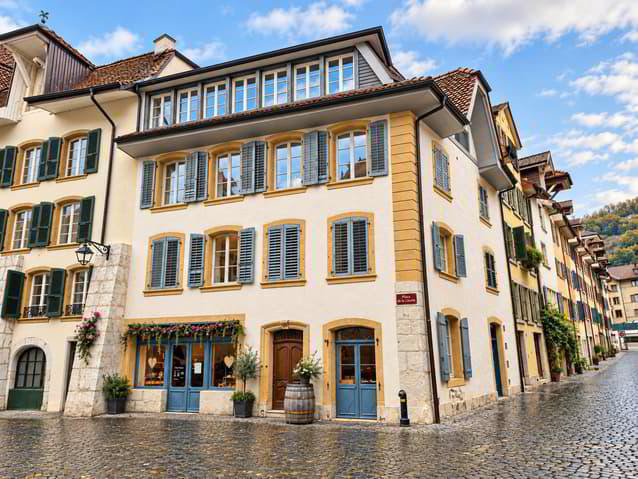 3.5 rooms Apartment for rent in La Neuveville - image 1/10