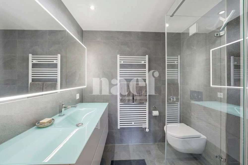 7 rooms House to buy in Prangins - image 1/6