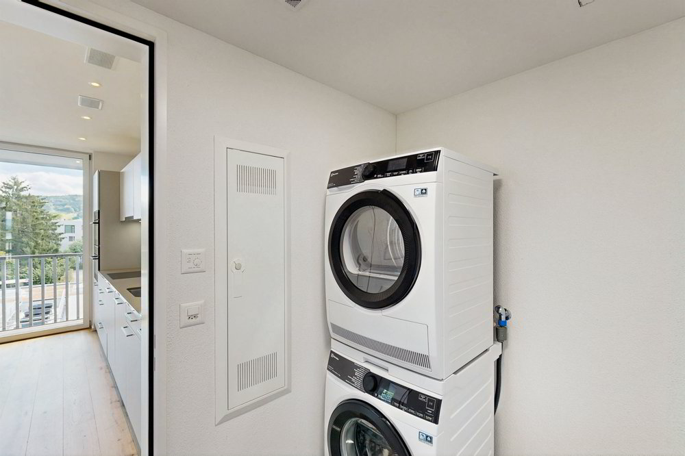 4 rooms Apartment for rent in Dagmersellen - image 1/10