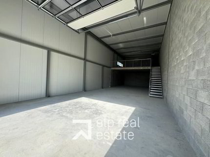 Espace modulable de 160m² - Flexibilité & accessibilité stratégique A9 1/5