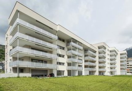 Einstellhallenplatz in Naters gesucht? 1/1