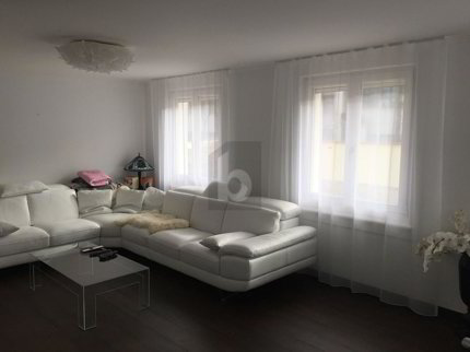 undefined 1/3
