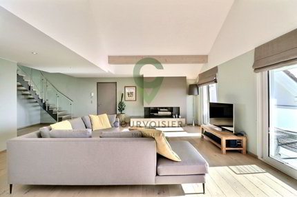undefined 1/5