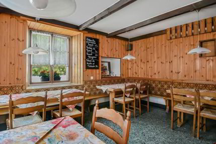 Hôtel-restaurant à Courgenay 1/5