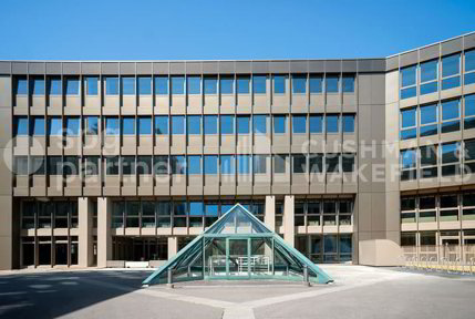 EQUINOXE Surfaces administratives sur mesure avec rooftop panoramique 1/5