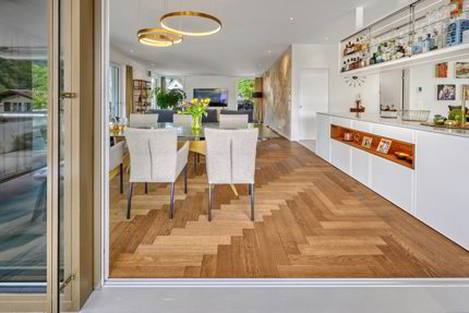Attique de 4.5 pièces en vente à Stansstad - 174 m² 1/5