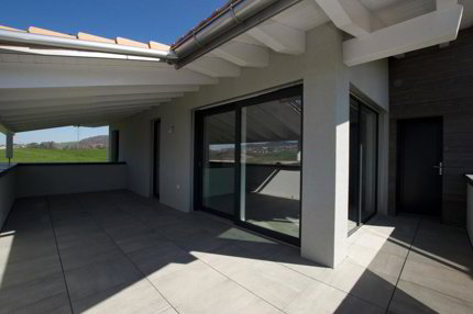 300 meters from Lake Gruyère building of 3 rented apartments 1/5