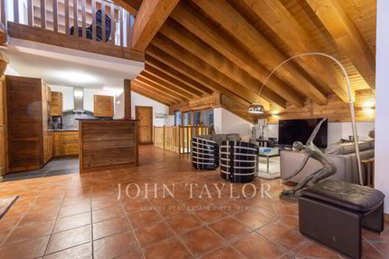 Maison individuelle de 5 pièces en vente à Crans-Montana - 290 m² 1/5