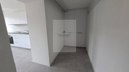 undefined 1/3