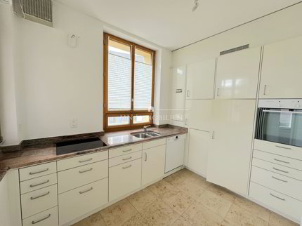 Appartement de 2 pièces en location à Basel - 51 m² 1/5
