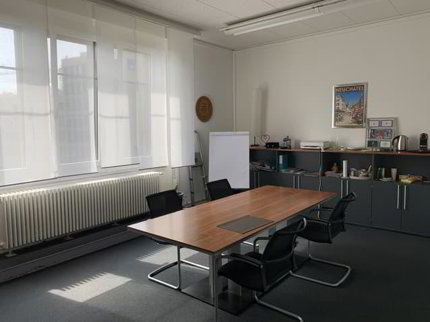 Bureau lumineux de 73 m² au centre-ville de Neuchâtel - Idéal pour... 1/3