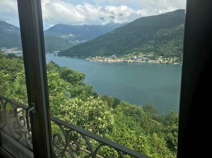 undefined 1/1