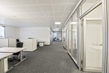Co-Working Arbeitsplätze - Sitzungszimmer - Schulungsraum 1/5