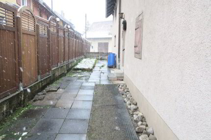 Einfamilienhaus mit Scheune an ruhiger Lage 1/5