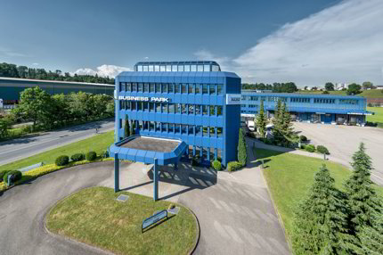 Basic Office [Büro mit vielen Zusatzleistungen] 1/3