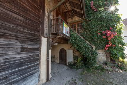 Bauernhaus mit Ökonomiegebäude 1/5