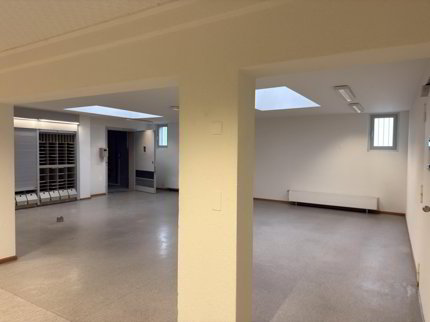 Local commercial de 1 pièce en location à Ovronnaz - 100 m² 1/5