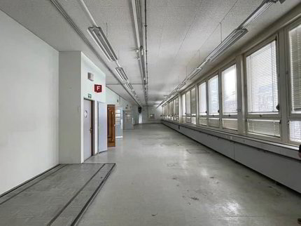 A vendre 5'500 m2 au centre de La Chaux-de-Fonds ! 1/5