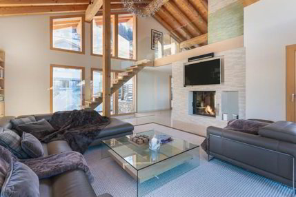 Exquisite Ski Chalet with Breathtaking Mountain Views 1/5