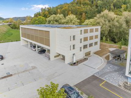 individuelle Büroflächen zu vermieten 1/1