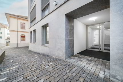 Local commercial en location à Baden - 237 m² 1/5