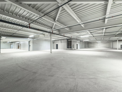 Building for rent in Satigny, Switzerland 1/5