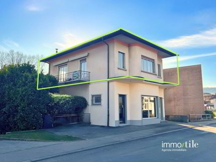 Affittasi appartamento 3.5 locali con balcone e ampio giardino a Balerna 1/5
