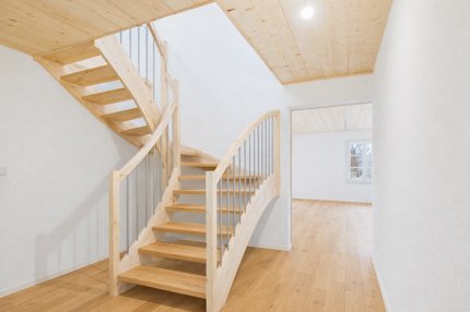 Individuell gestaltbare 4.5-Zimmer-Maisonette mit Balkon 1/5