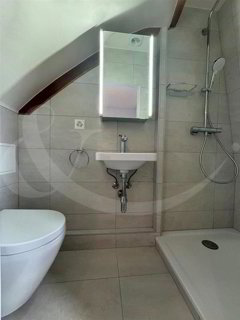 undefined 1/3