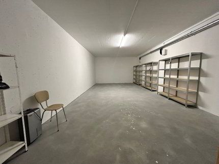 Grand local de stockage modulable 1/1