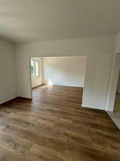 Magnifique appartement entièrement rénové en PPE de 4 pièces (93m2)... 1/5