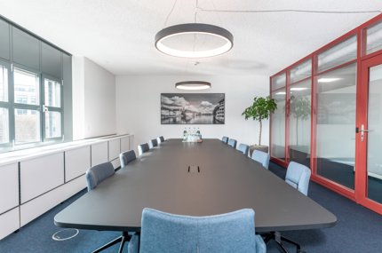 Moderne Gewerberäumlichkeiten nahe Altstadt 1/3