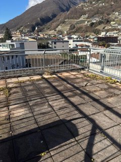 4 Zimmer Dachgeschosswohnung in unmittelbarer Nähe von Bellinzona 1/5