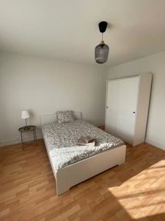 Appartement 4 pièces meublé et rénové à La Chaux-de-Fonds 1/5