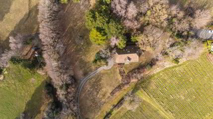 Magnifique villa à rénover au milieu des vignes avec vue... 1/5